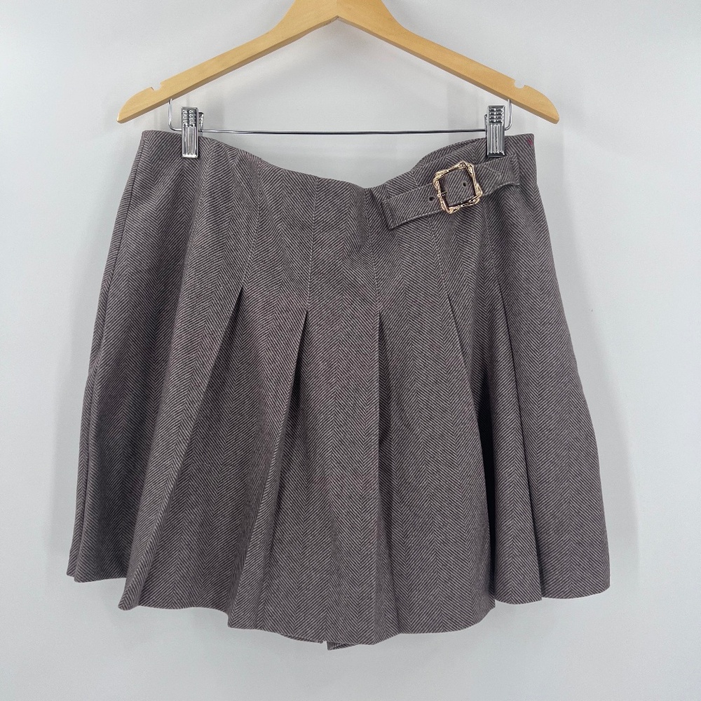 Womens Grey Pleated Skort with Buckle